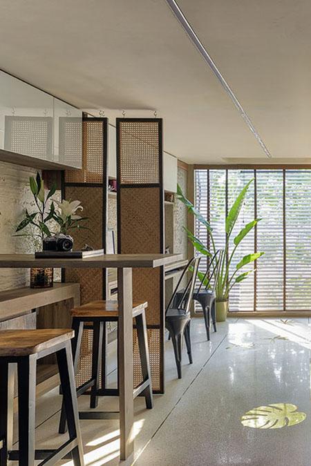 Two Parallel Walls